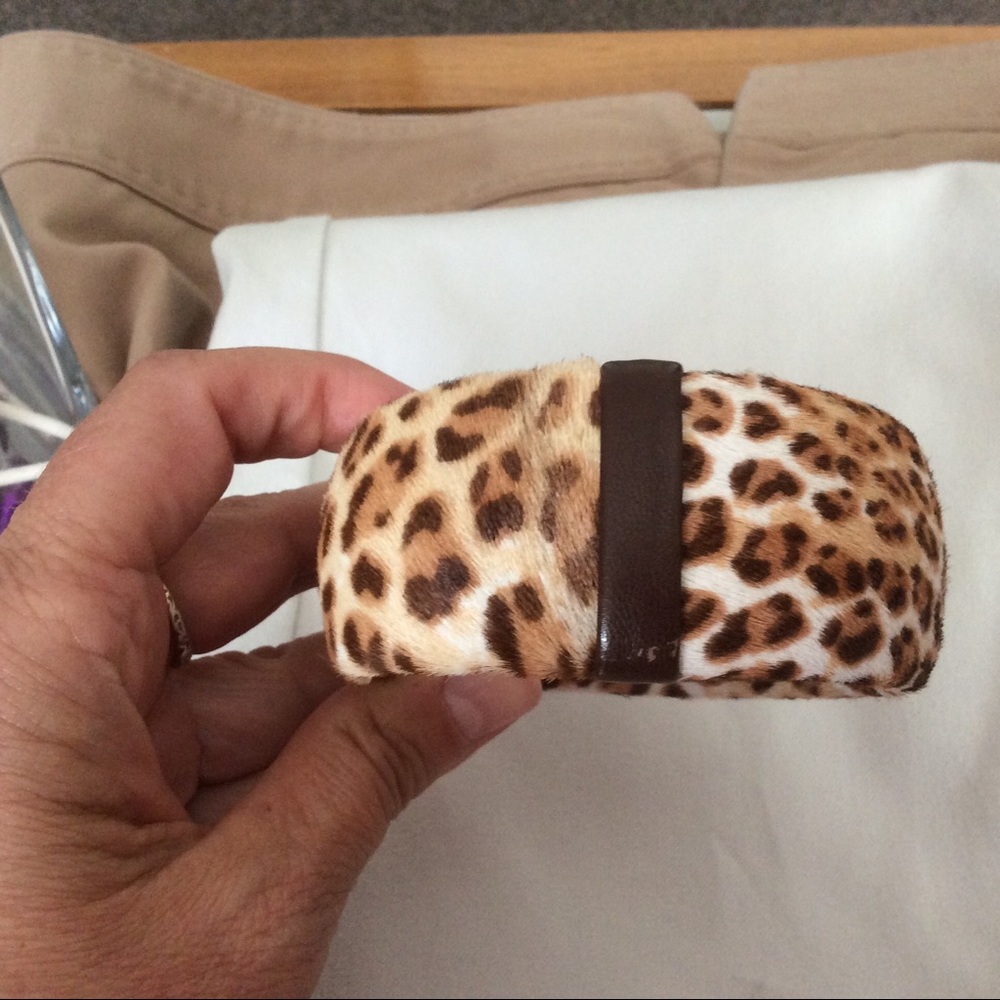 GIFT ALERT! never worn NORDSTROM “pony” bangle.